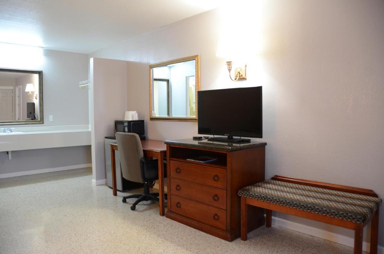 Lion Inn - Saint Augustine Room photo